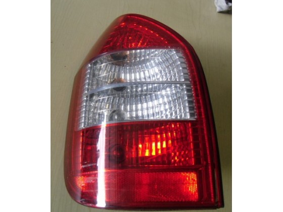Farolim Traseiro Esquerdo Opel Zafira  ft74